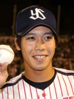 山田哲人画像