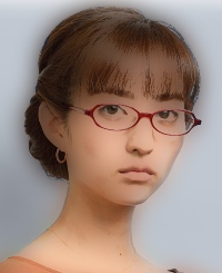 堀田茜画像