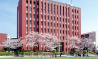 中央大学附属高校画像