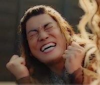 世良勝夫役桐谷健太画像