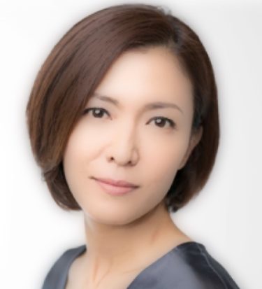 危険なビーナスの支倉祥子役の女優・安蘭けいの結婚相手は石丸幹二？